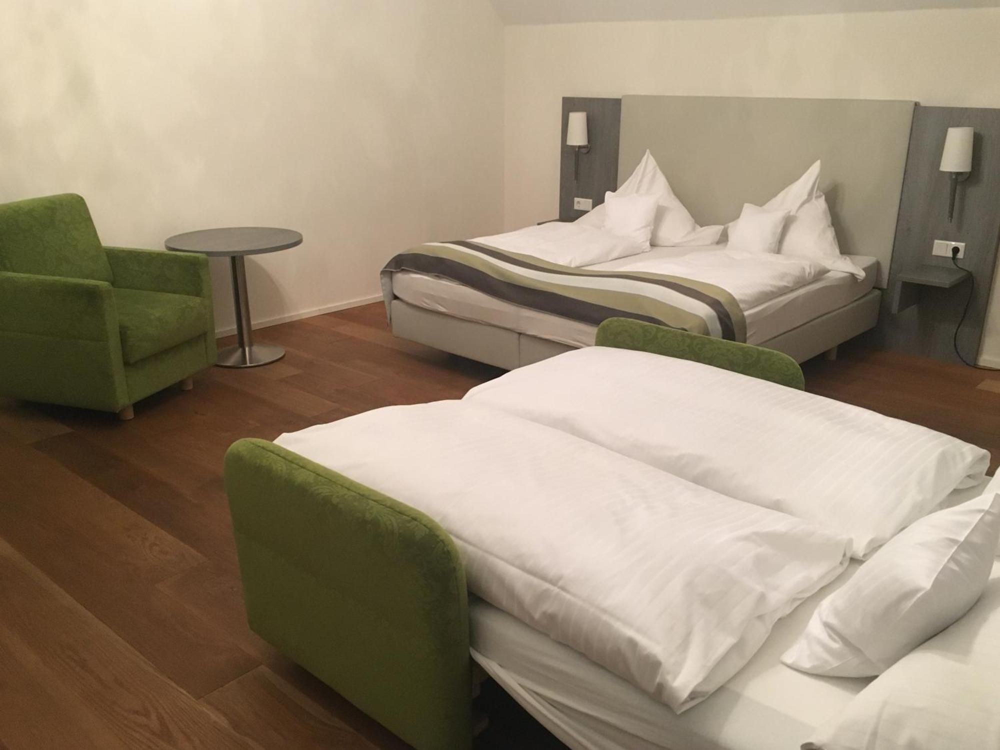 Hotel Am Schloss Хайделберг Екстериор снимка